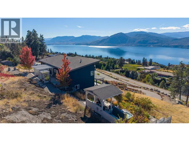2502 Winifred Road, Naramata, British Columbia V0H1N1