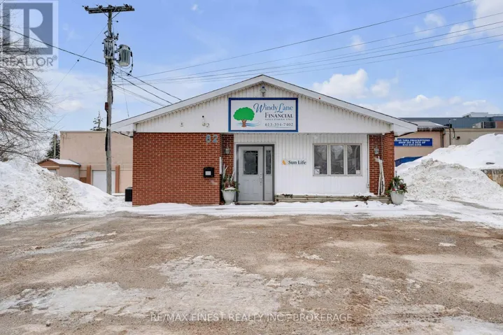 82 CENTRE STREET, Greater Napanee (Greater Napanee), Ontario K7R1N2