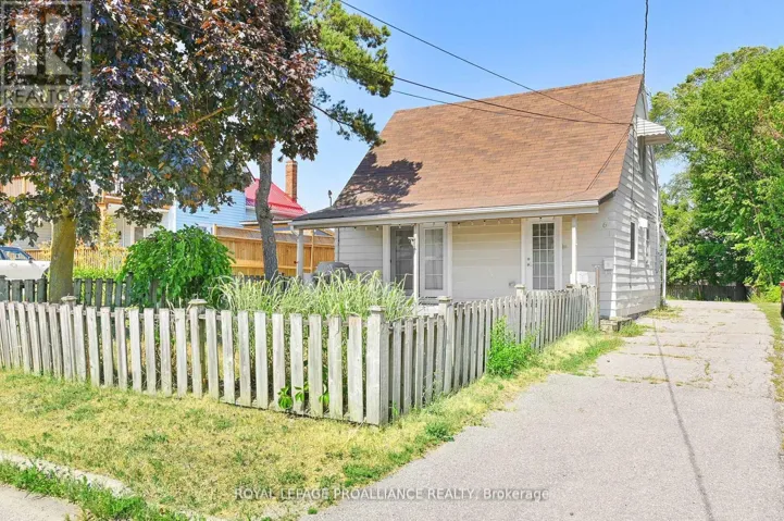 61 DELANEY STREET, Quinte West (Trenton Ward), Ontario K8V4L7