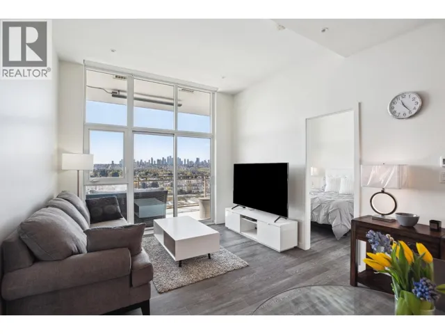 3103 5333 GORING STREET, Burnaby, British Columbia V5B0B6