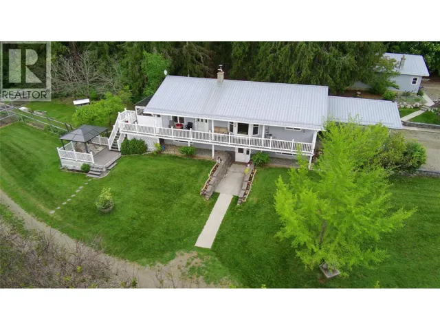 3635 PHILLIPS Road, Lister, British Columbia V0B1G2