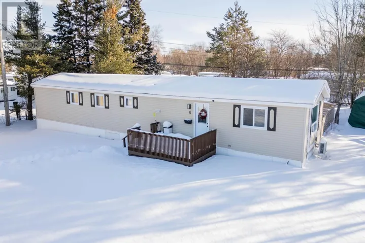 4 Bayview Crescent, Amherst, Nova Scotia B4H4E5