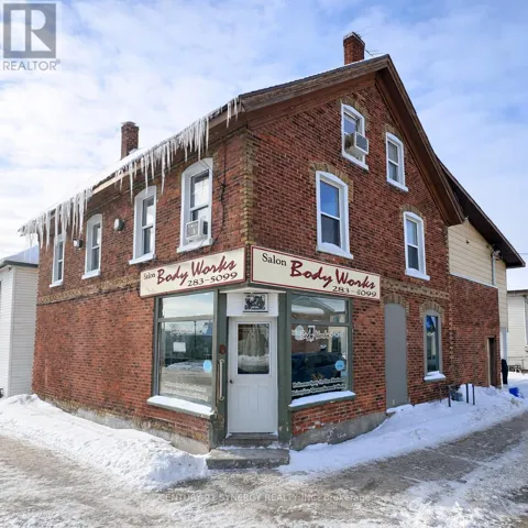 18 MARKET STREET N, Smiths Falls, Ontario K7A2E3