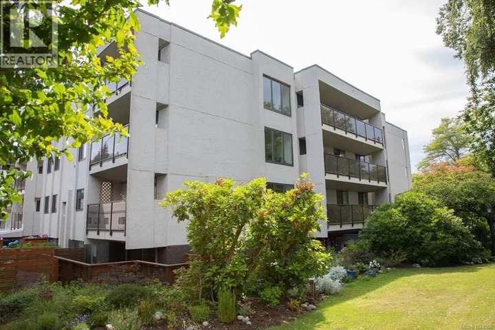 305 1151 Oscar St, Victoria, British Columbia V8V2X5
