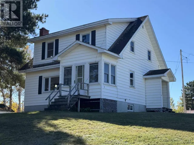 22 Low AVE, Gogama, Ontario P0M1W0