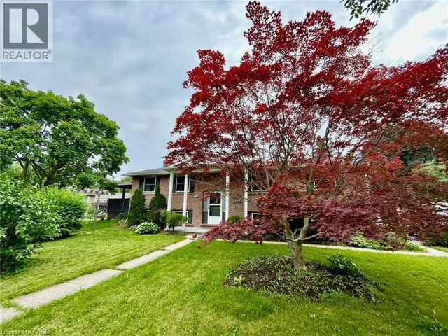4 FERNWOOD Place Unit# Lower Unit, Kitchener, Ontario N2M2Z2