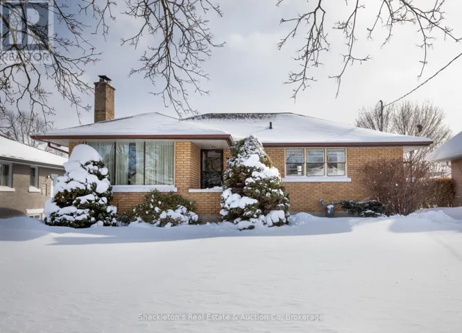 53 SANDRA AVENUE, Kitchener, Ontario N2M1Z9