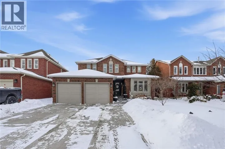 9 STONE GATE Drive, Grimsby, Ontario L3M5C6