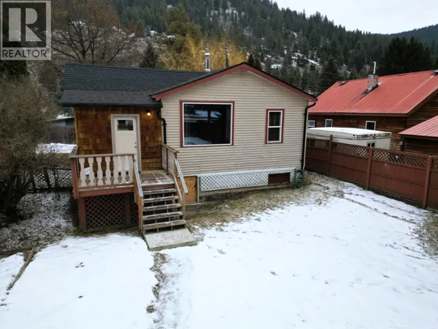 234 Copper Avenue N, Greenwood, British Columbia V0H1J0