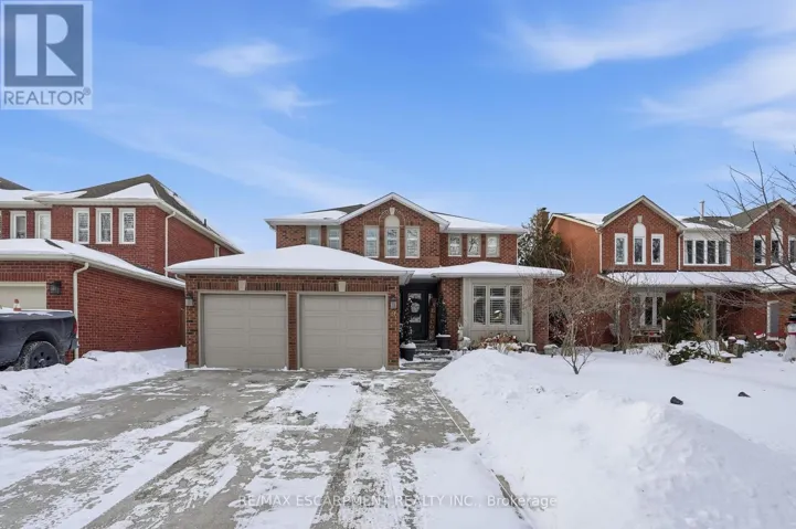 9 STONE GATE DRIVE, Grimsby (Grimsby Beach), Ontario L3M5C6