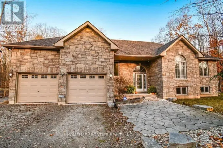 42 FOREST CIRCLE, Tiny (Lafontaine), Ontario L9M0H4