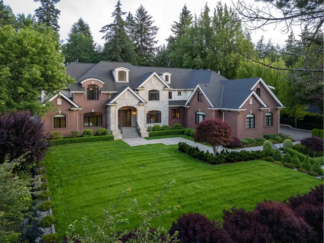 13560 27 AVENUE, Surrey, British Columbia V4P1Z4