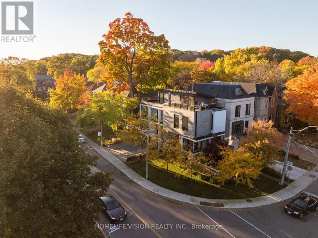 4 ASTLEY AVENUE, Toronto (Rosedale-Moore Park), Ontario M4W3B4