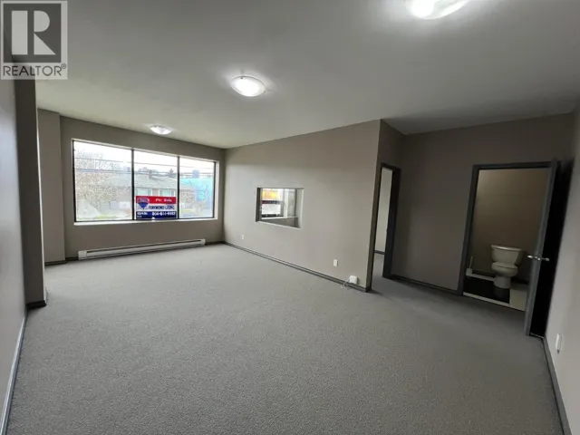 B Upper 7156 GILLEY AVENUE, Burnaby, British Columbia V5J4X2