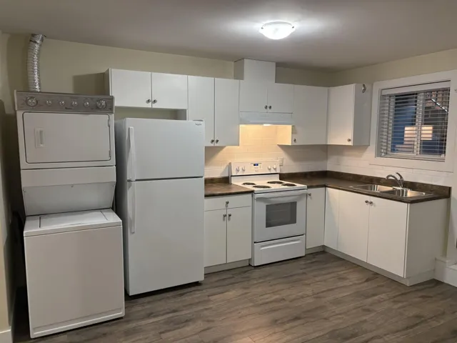 Basement-7732 211 STREET, Langley, British Columbia V2Y0W5