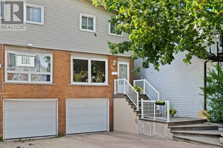 135 WEST AVENUE N, Hamilton (Beasley), Ontario L8L5C4