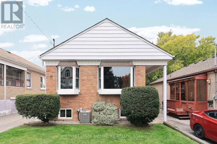 19 WISTERIA ROAD, Toronto (Wexford-Maryvale), Ontario M1R4X7