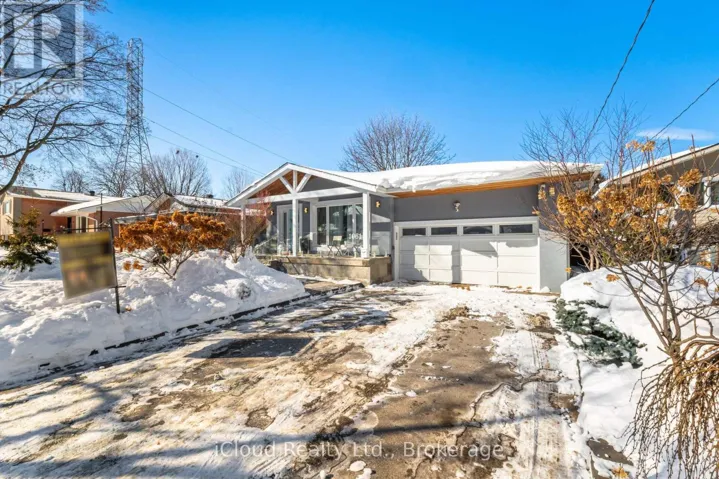 1061 JOHNATHAN DRIVE, Mississauga (Lakeview), Ontario L4Y1J9