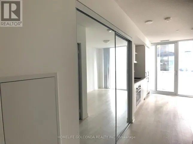 1811 - 100 HARBOUR STREET, Toronto (Waterfront Communities), Ontario M5J0B5