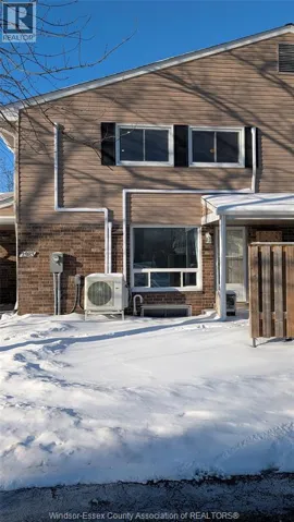 2983 MEADOWBROOK LANE, Windsor, Ontario N8T3C4