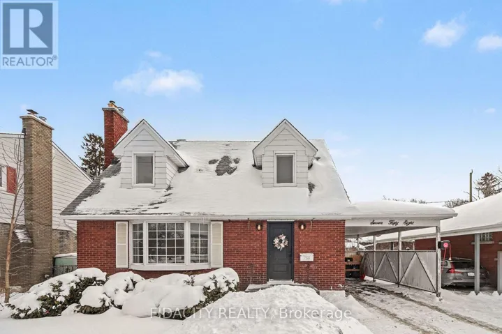758 SMYTH ROAD, Ottawa, Ontario K1G1P1