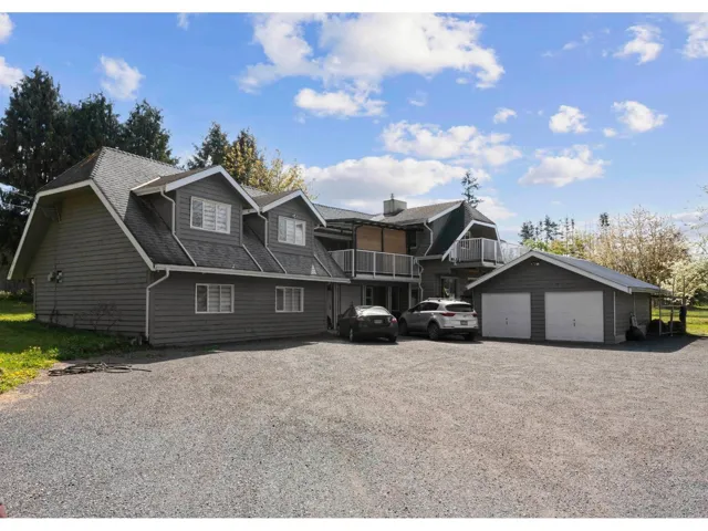 25412 58 AVENUE, Langley, British Columbia V4W1G7