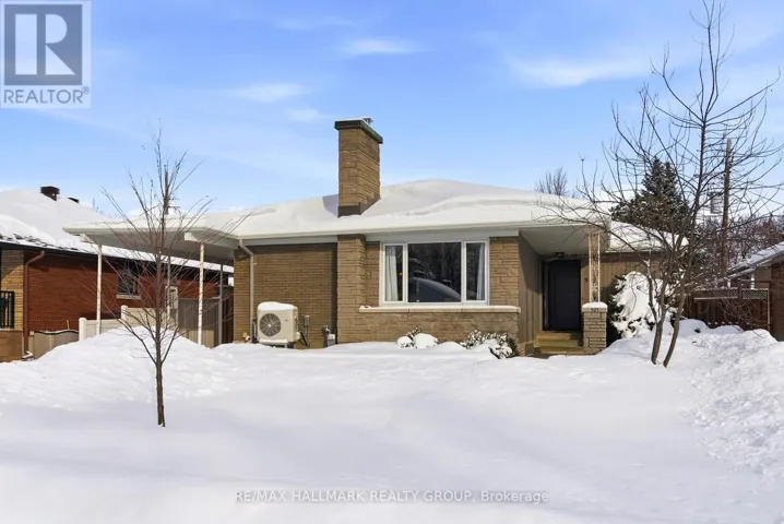907 INNSWOOD DRIVE, Ottawa, Ontario K2A3R9