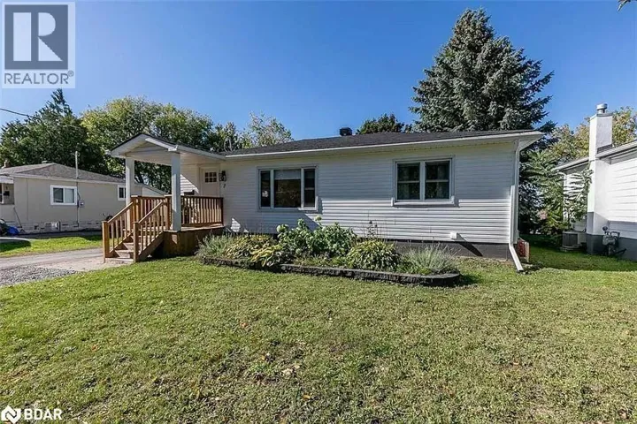 7 DERBY STREET, Orillia, Ontario L3V5R4