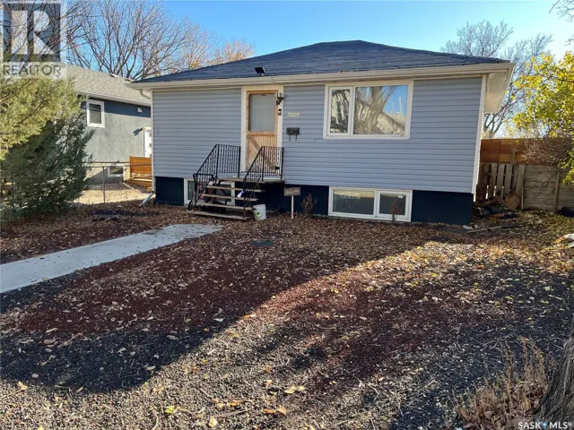 5009 8TH AVENUE, Regina, Saskatchewan S4T0W4
