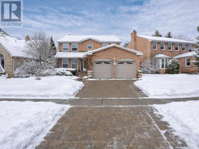 9 LONGWATER CHASE, Markham (Unionville), Ontario L3R4A1