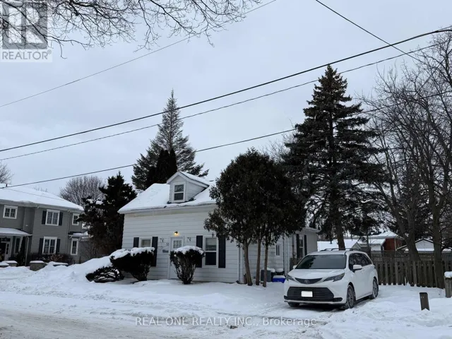 53 ROBERT STREET, Milton (OM Old Milton), Ontario L9T1G7