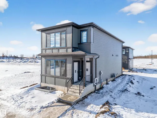 3736 ERLANGER DR NW, Edmonton, Alberta T6M3G5