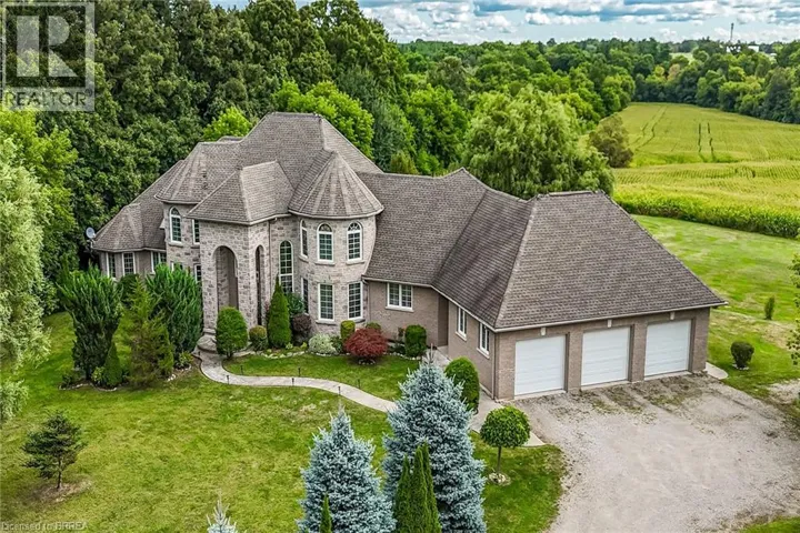 329 JOHNSON Road, Brantford, Ontario N3T5M1