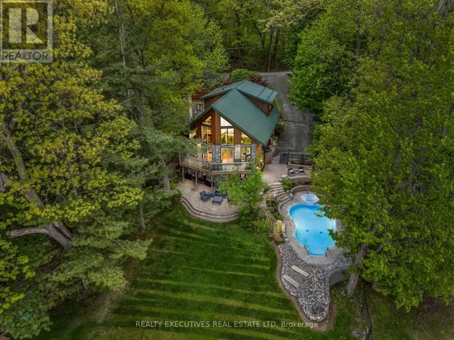 106 BLACK SNAKE LANE N, Frontenac Islands (The Islands), Ontario K0E1L0
