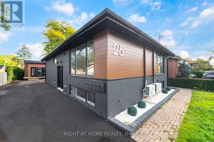 25 TEMPLAR DRIVE, Toronto (Kingsview Village-The Westway), Ontario M9R3C6