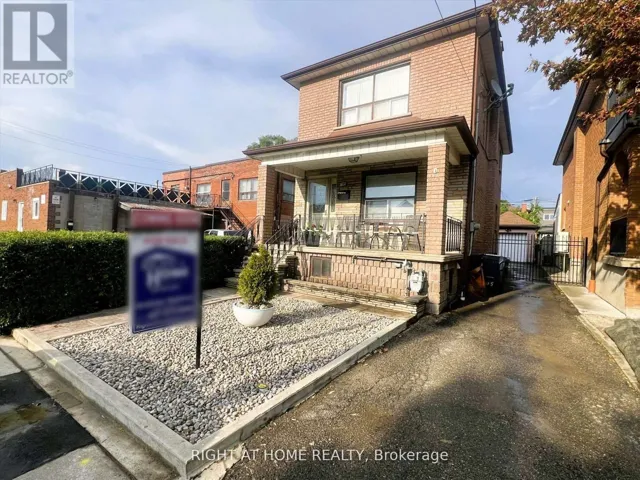 195 ROSETHORN AVENUE, Toronto (Keelesdale-Eglinton West), Ontario M6N3L3