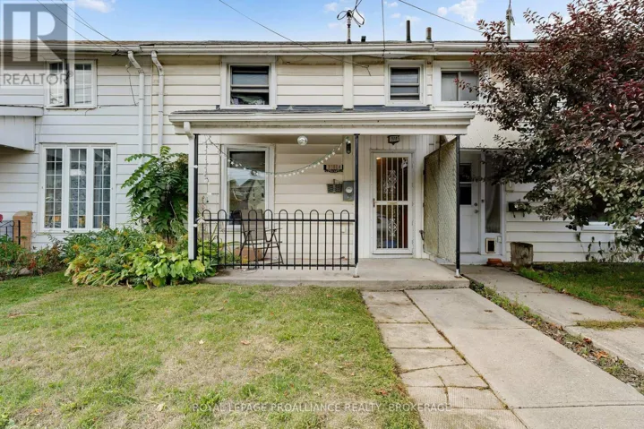 318 SYDENHAM STREET, Kingston (East of Sir John A. Blvd), Ontario K7K3M9