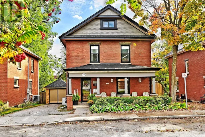 448 TIMOTHY STREET, Newmarket (Central Newmarket), Ontario L3Y1P8