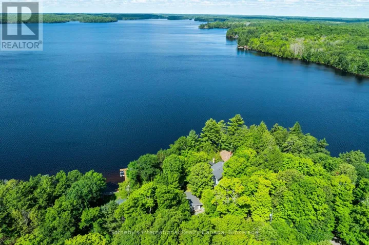 326 CHIKOPI ROAD, Magnetawan (Ahmic Harbour), Ontario P0A1P0