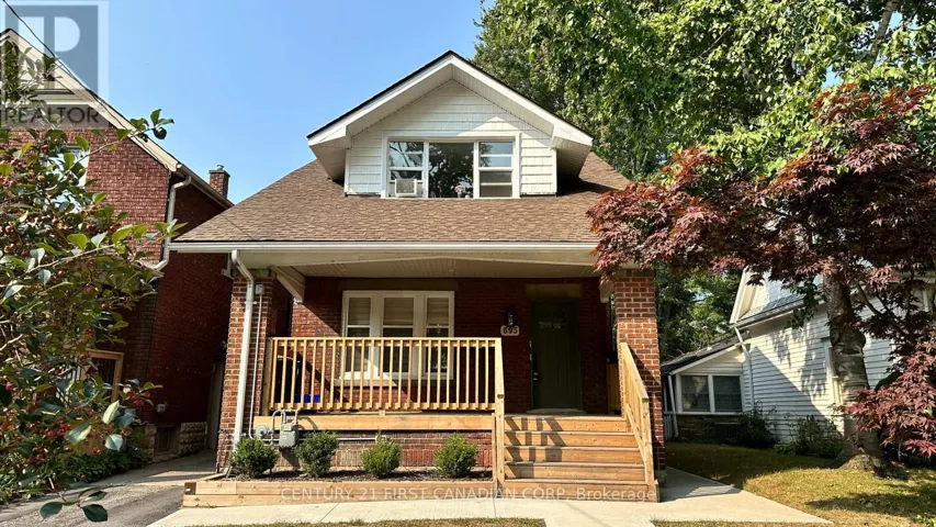 1 - 693 COLBORNE STREET, London East (East F), Ontario N6A3Z4