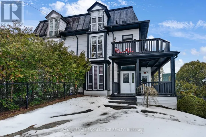 372 KING STREET W, Brockville, Ontario K6V3S6