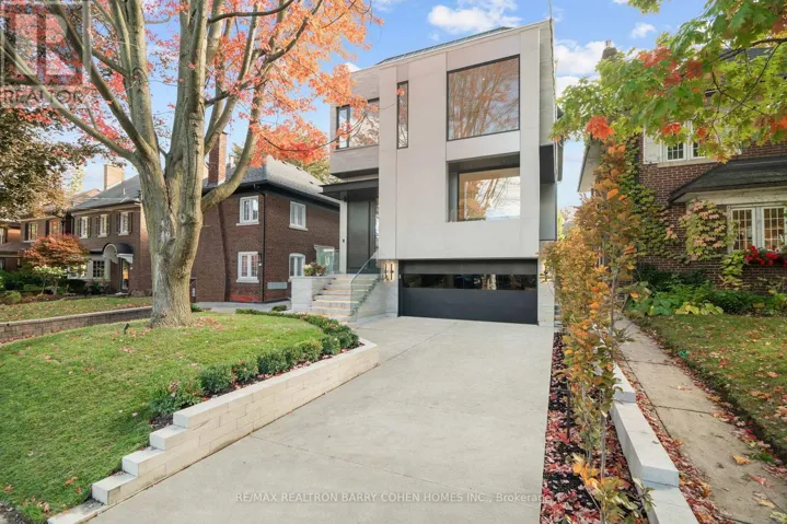 39 CHUDLEIGH AVENUE, Toronto (Lawrence Park South), Ontario M4R1T1