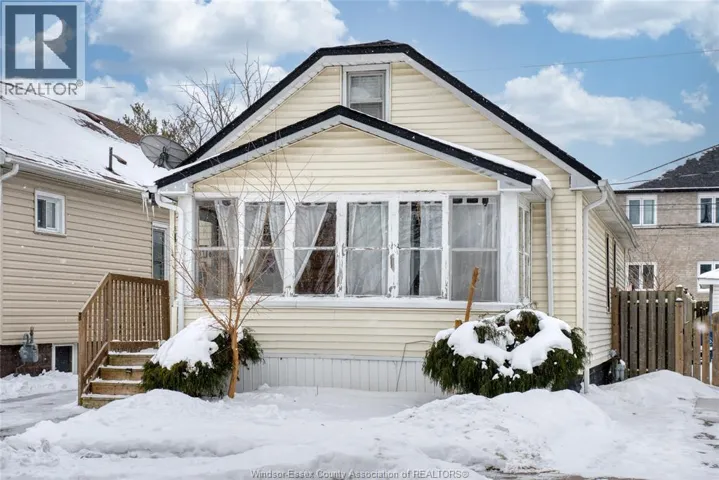1581 CADILLAC STREET, Windsor, Ontario N8Y2C4