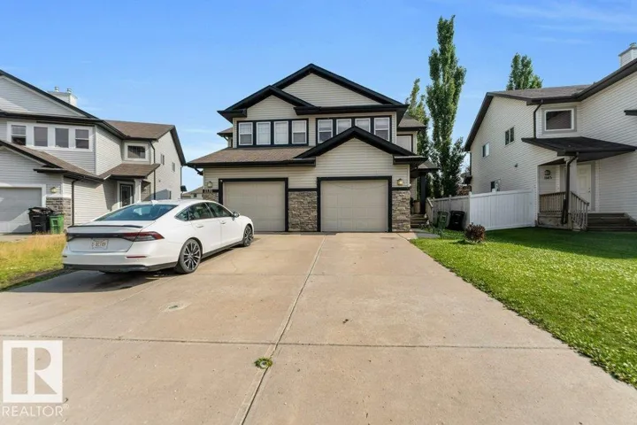 1137 37B AV NW, Edmonton, Alberta T6T0B9