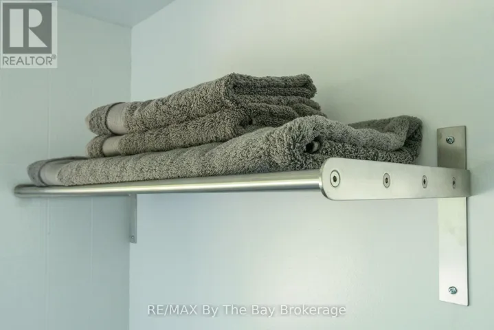 780