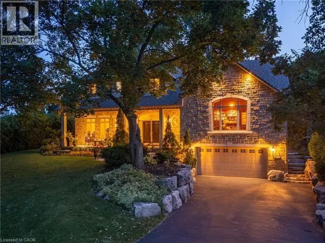 266 TRACINA Drive, Oakville, Ontario L6L4C2