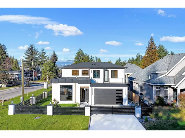 9524 118 STREET STREET, Delta, British Columbia V4C6J5