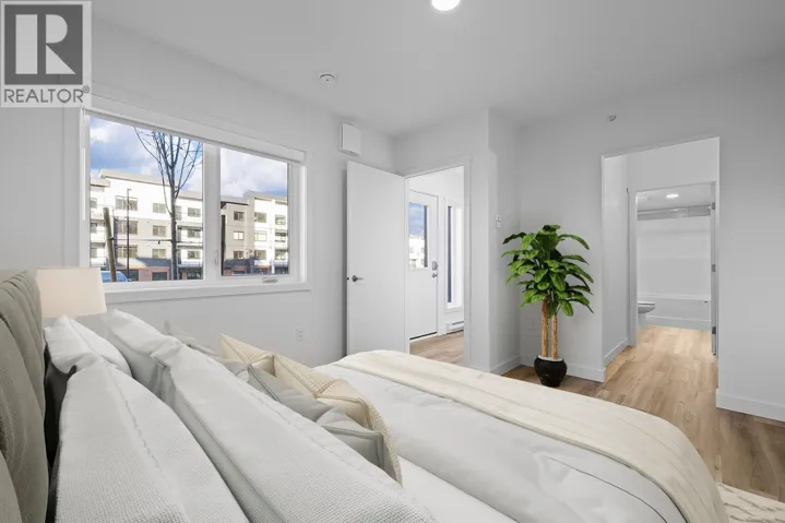 1111 Frost Road Unit# 105, Kelowna, British Columbia V1W0G7