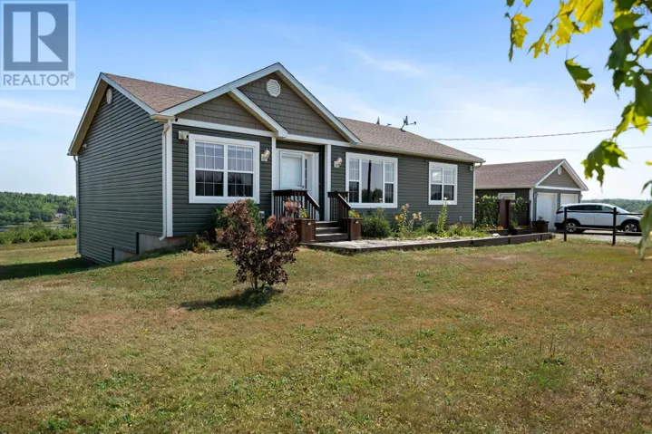 946 Lake Egmont Road, Lake Egmont, Nova Scotia B0N1Y0