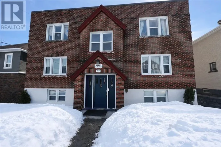 207 Pine, Sudbury, Ontario P3C1X4